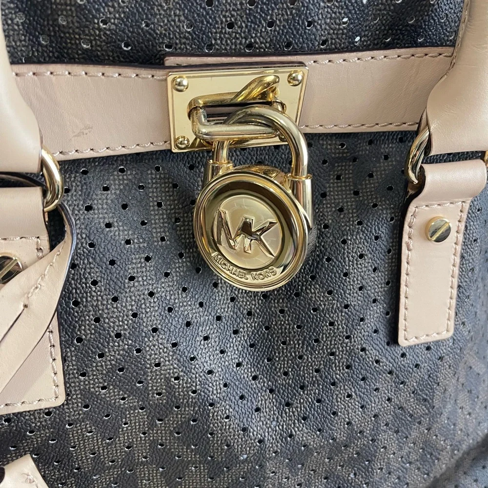 MICHAEL KORS Perforated Hamilton Purse